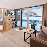 Hotel Alpeiner - Nature Tirol Neustift im Stubaital