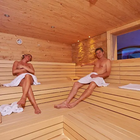 Alpeiner - Nature Tirol Готель