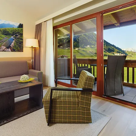 Alpeiner - Nature Tirol 4* Нойштіфт-ім-Штубайталь