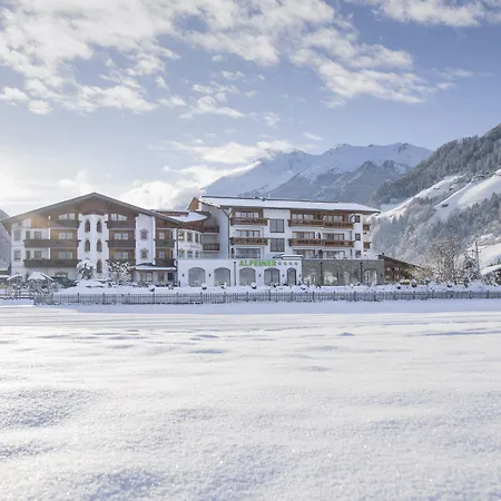 Alpeiner - Nature Tirol מלון 4*