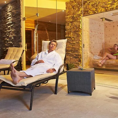 Hotel Alpeiner - Nature Tirol 4*