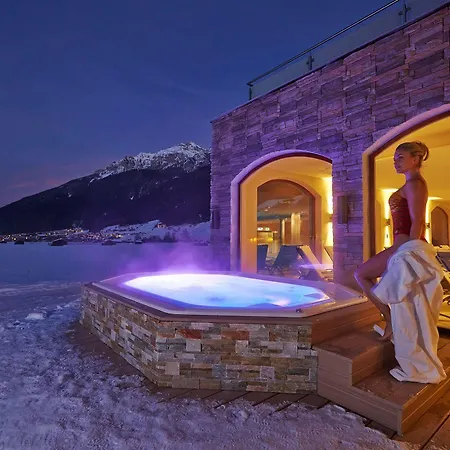 Hotel Alpeiner - Nature Tirol