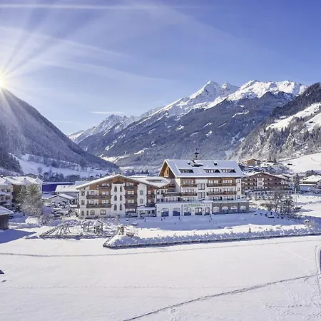 Alpeiner - Nature Tirol Hotel Neustift im Stubaital