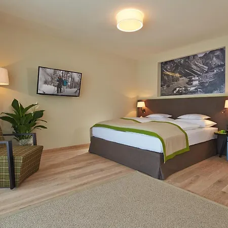 Alpeiner - Nature Tirol Готель 4*