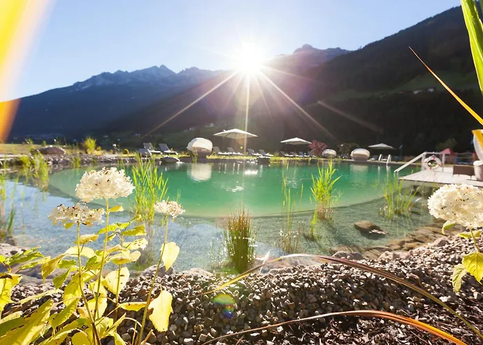Alpeiner - Nature Tirol Готель
