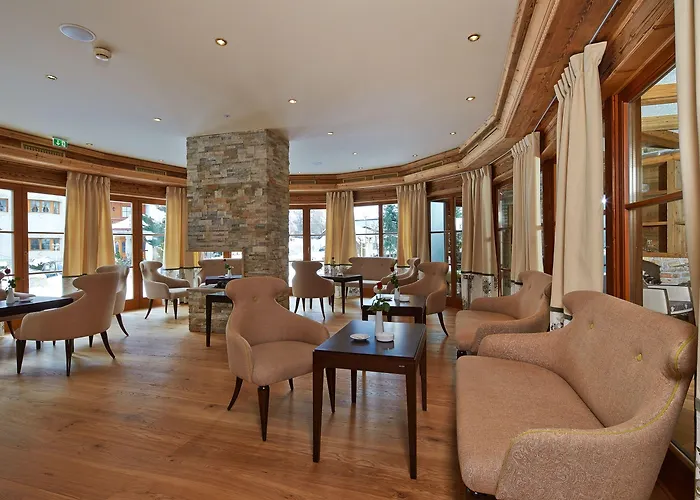 Готель Alpeiner - Nature Tirol Нойштіфт-ім-Штубайталь