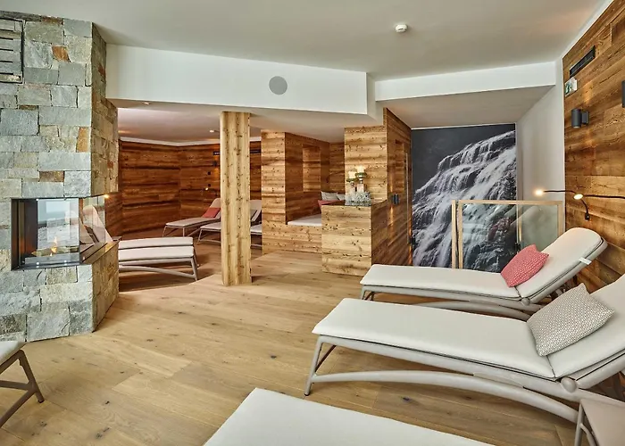 Hotel Alpeiner - Nature Tirol 4*